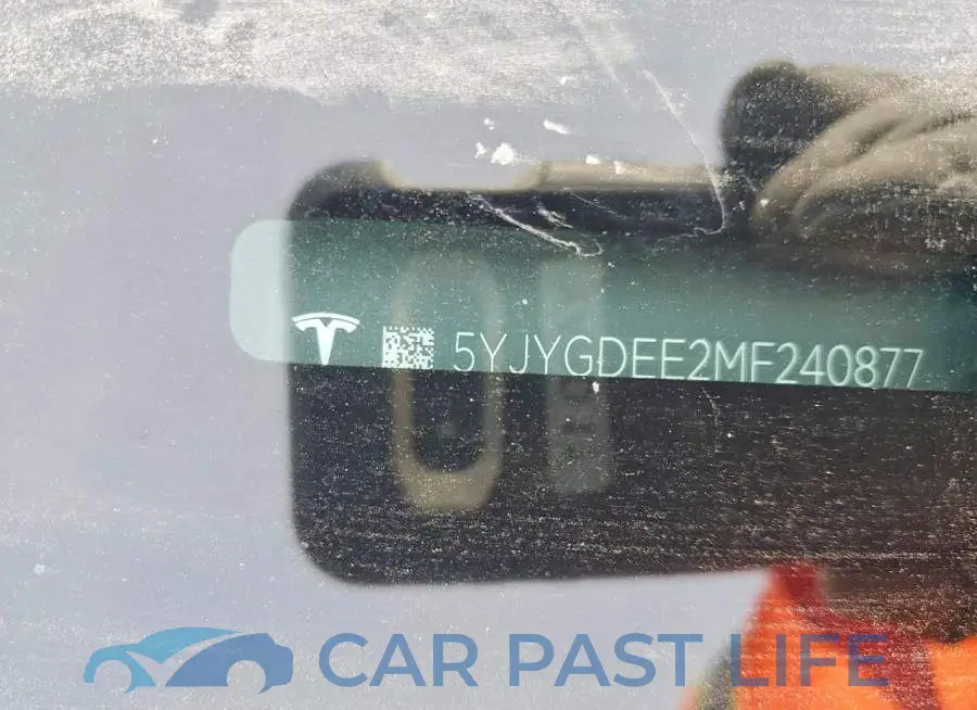 5YJYGDEE2MF240877# 14