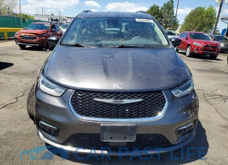 2C4RC1BG8NR138297# 5
