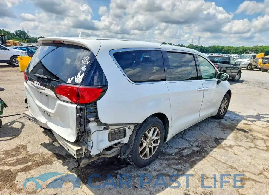 2C4RC1DG5JR148633# 3