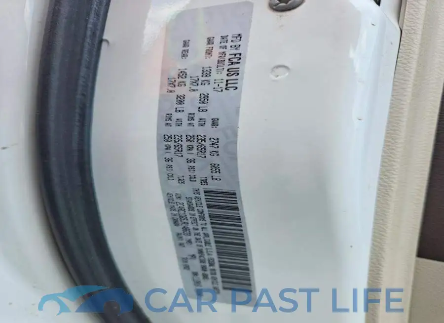 2C4RC1DG5JR148633# 14