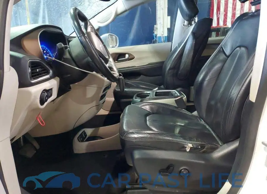 2C4RC1EG1HR660169# 7