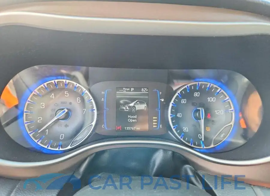 2C4RC1FG7JR174499# 9