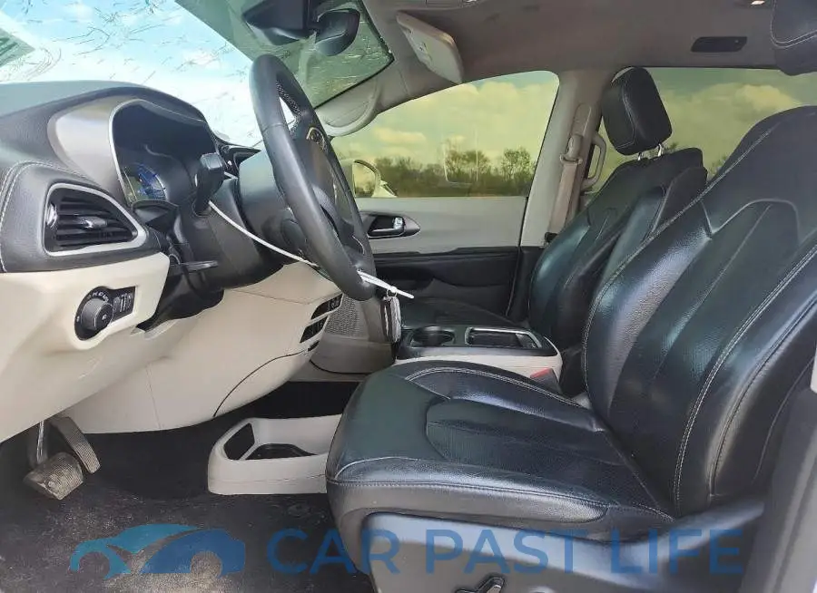 2C4RC1L75NR173832# 7
