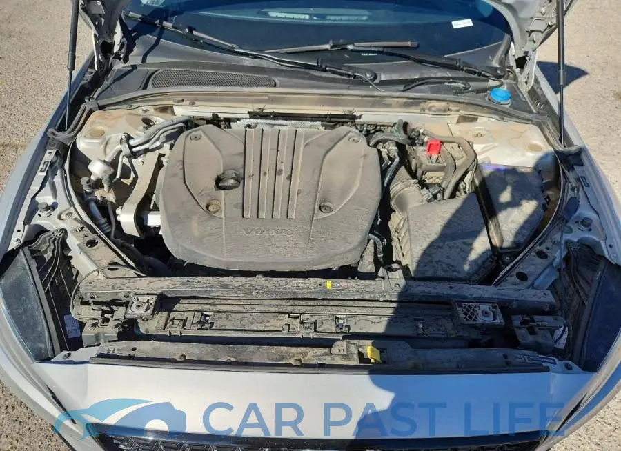 7JRL12TL8RG303013# 11