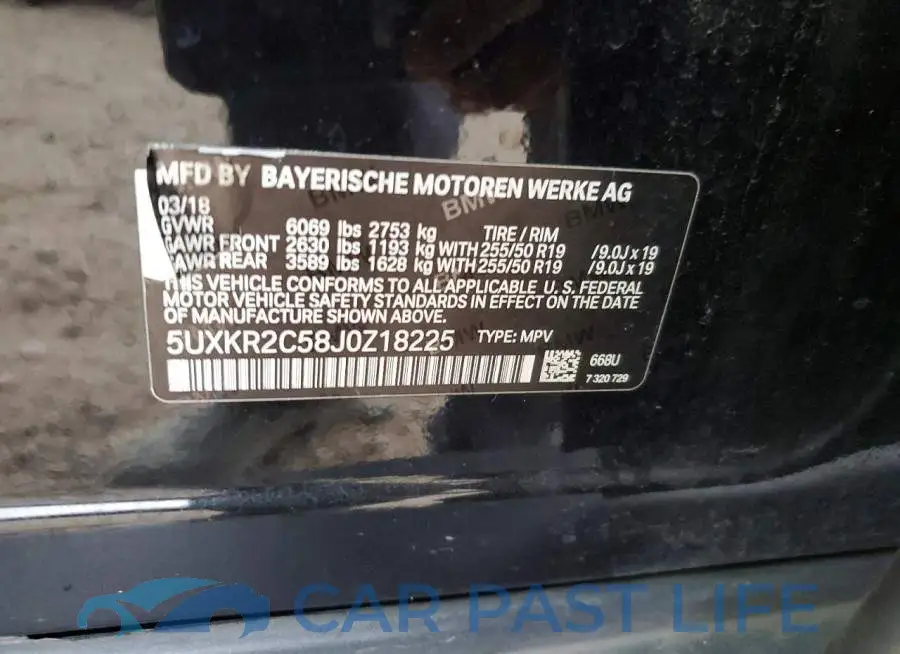 5UXKR2C58J0Z18225# 13