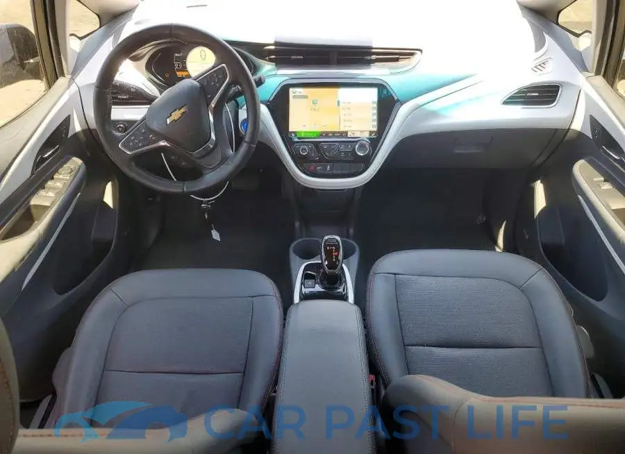 1G1FZ6S03K4103692# 8