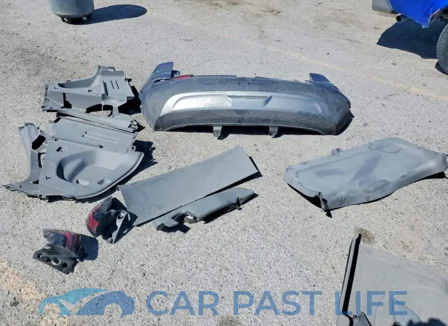 1G1FZ6S03N4121999# 12