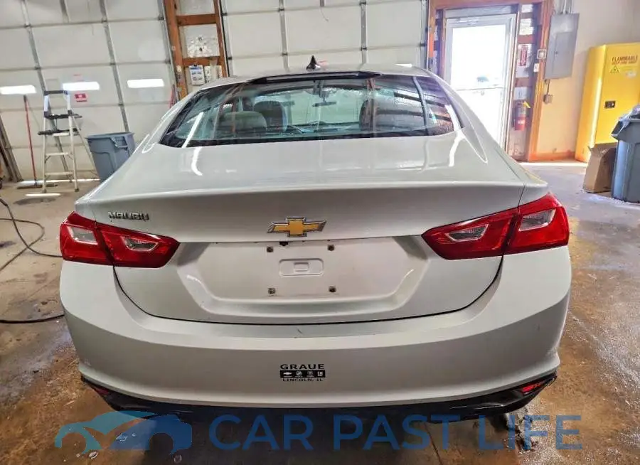 1G1ZB5ST6JF258309# 6