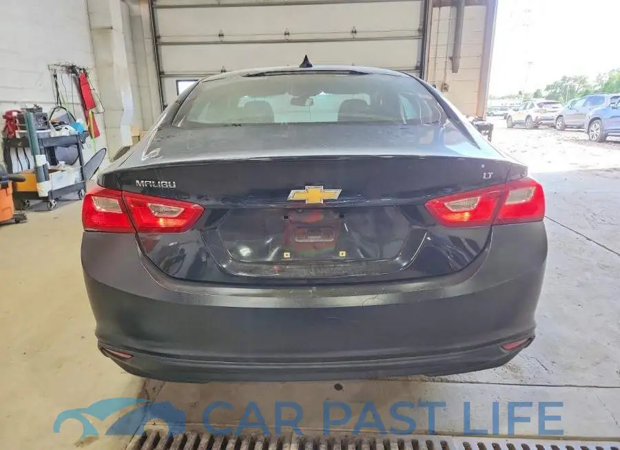 1G1ZD5ST0JF125619# 6