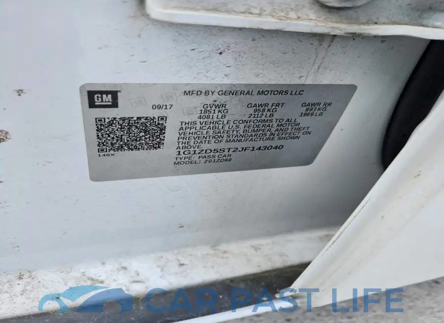 1G1ZD5ST2JF143040# 12