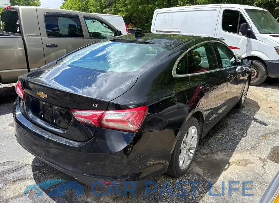 1G1ZD5ST3LF108283# 4