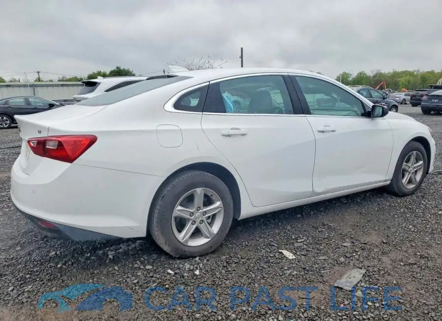 1G1ZD5ST4RF126686# 3