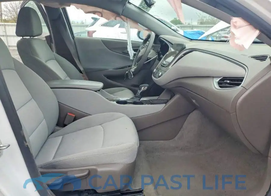1G1ZD5ST4RF126686# 7