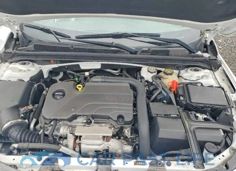 1G1ZD5ST4RF126686# 11