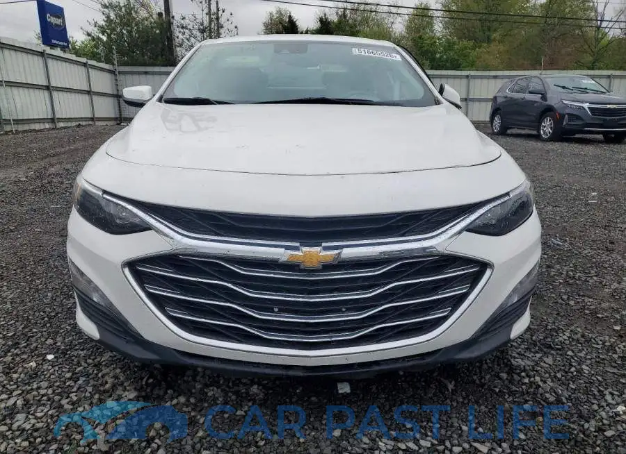 1G1ZD5ST4RF126686# 5