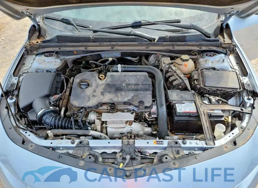 1G1ZD5ST8JF231929# 11