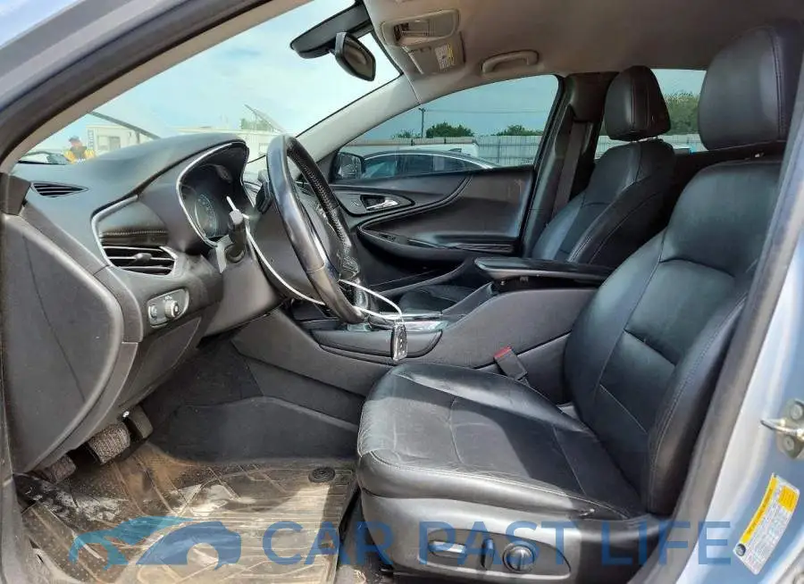 1G1ZD5ST8JF231929# 7
