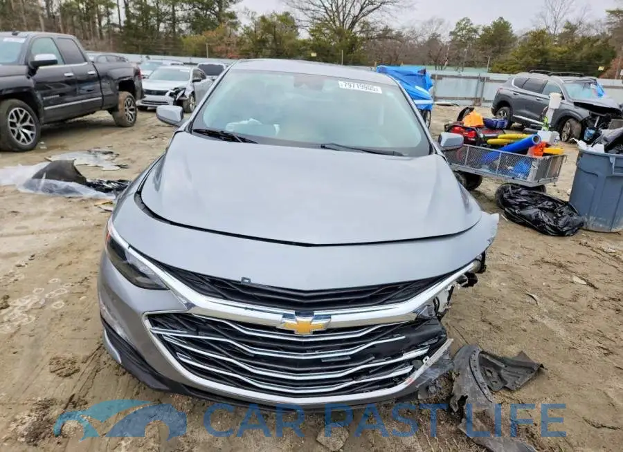 1G1ZD5ST8PF203279# 5