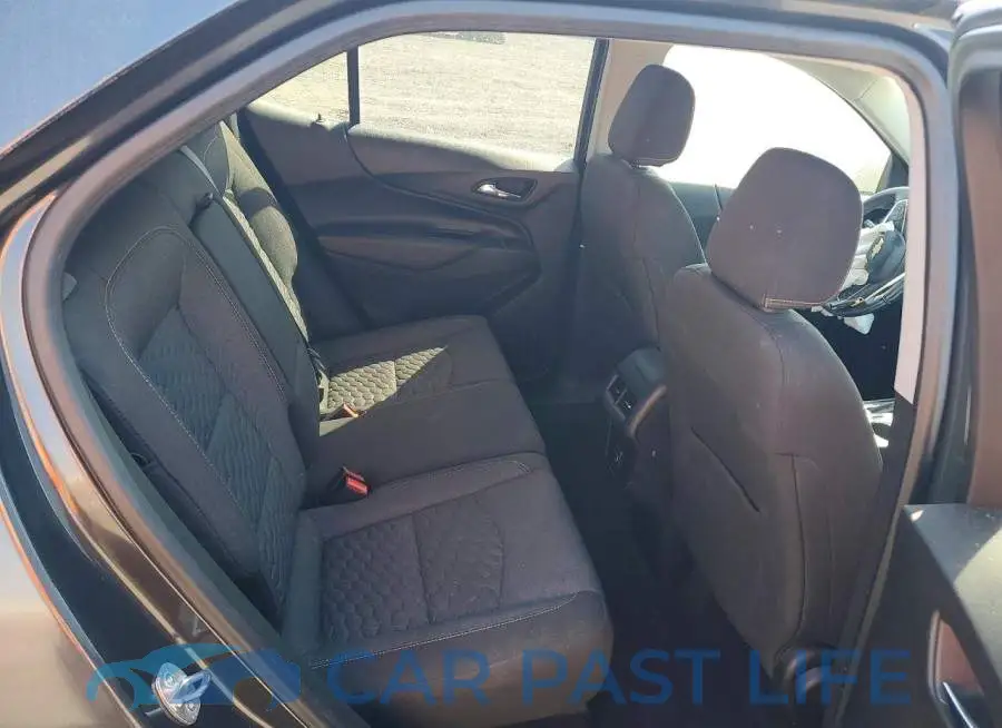 2GNAXKEV6L6119562# 11