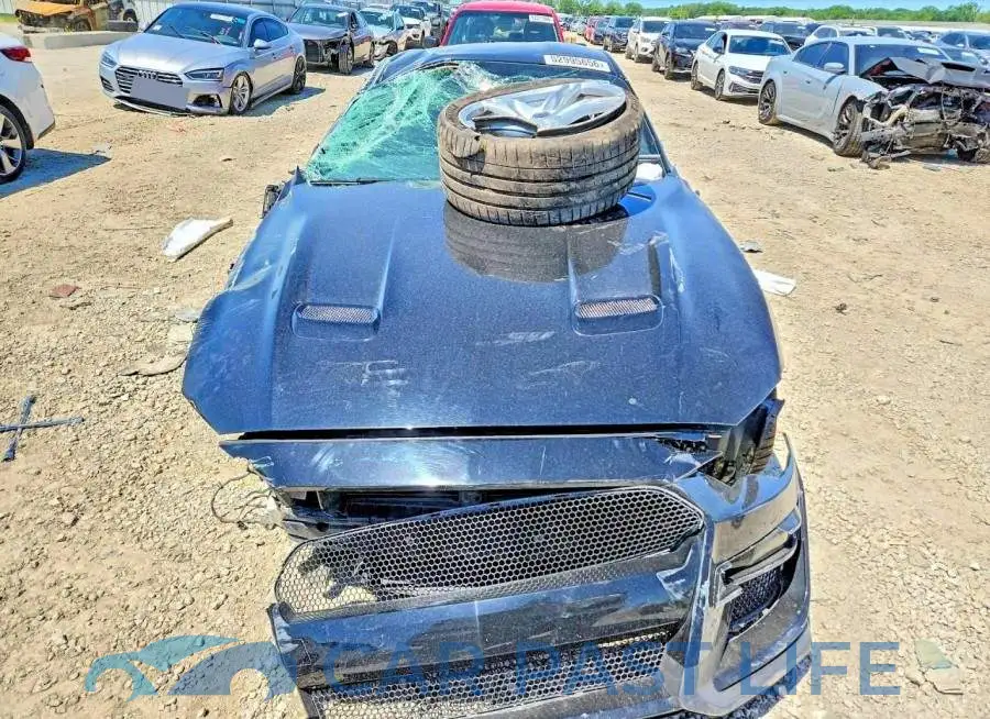 1FA6P8CF9J5126596# 5