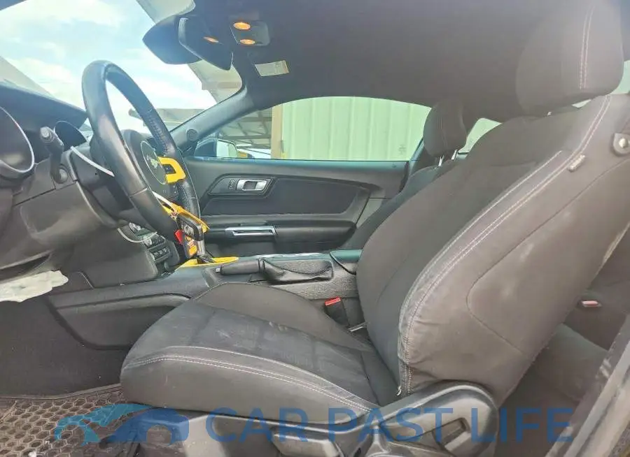 1FA6P8TH6M5138386# 7