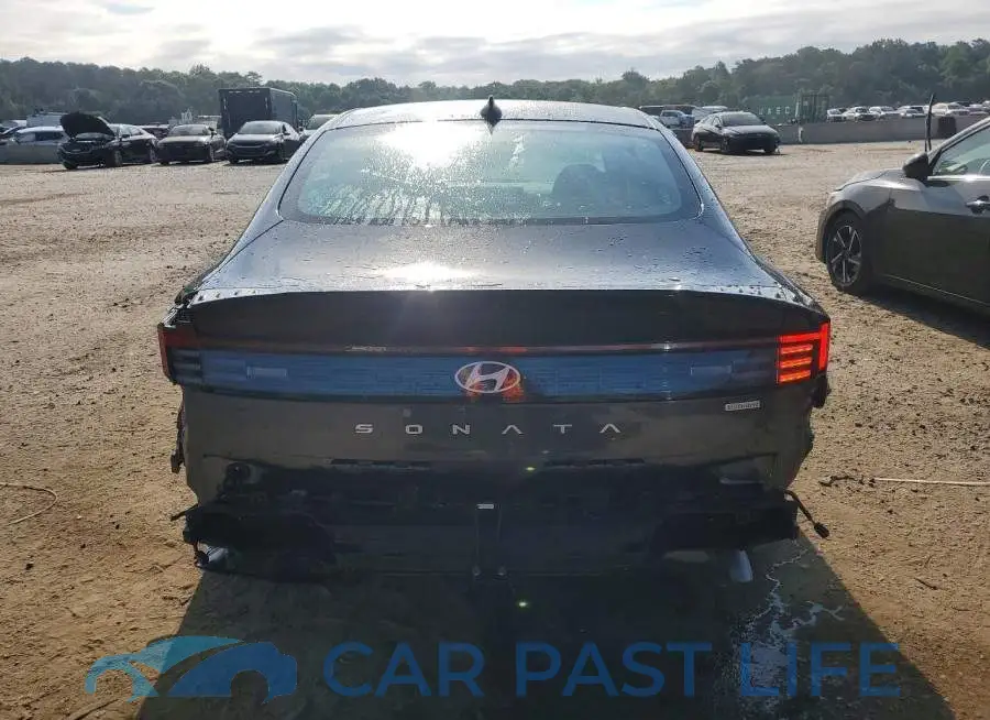 KMHL24JJ1TA158198# 6