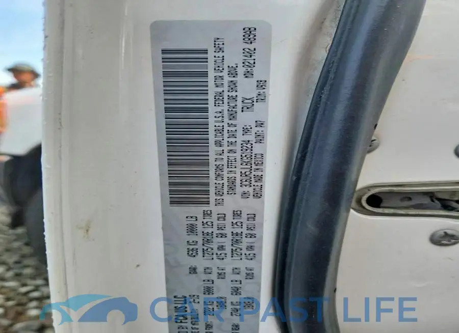 3C6UR5JL6KG519234# 12