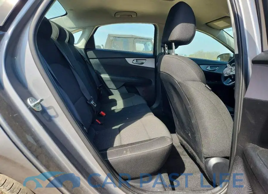 3KPF24AD0RE722814# 10