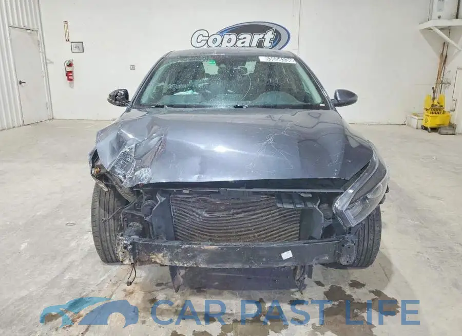 3KPF24AD1PE573942# 5