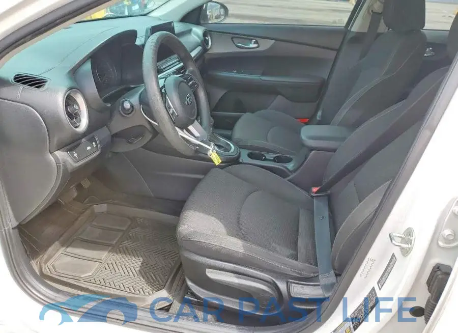 3KPF24AD4LE183699# 7