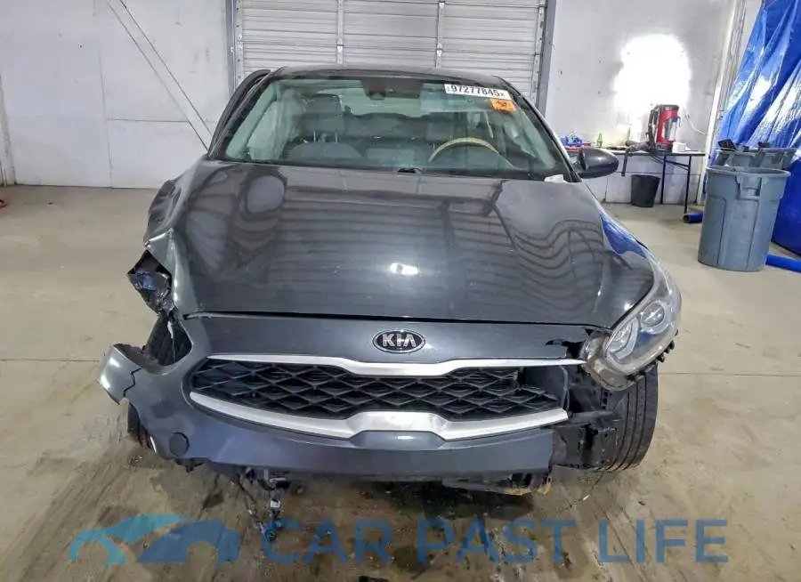 3KPF24AD4LE260457# 5