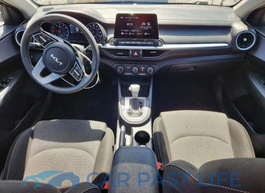 3KPF24AD4RE745285# 8