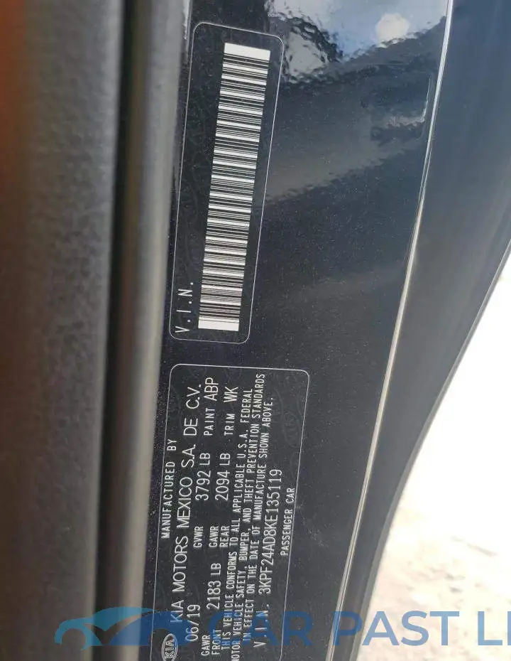 3KPF24AD8KE135119# 12