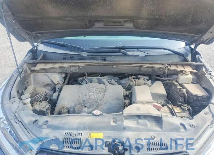 5TDDZRFH9JS808709# 12