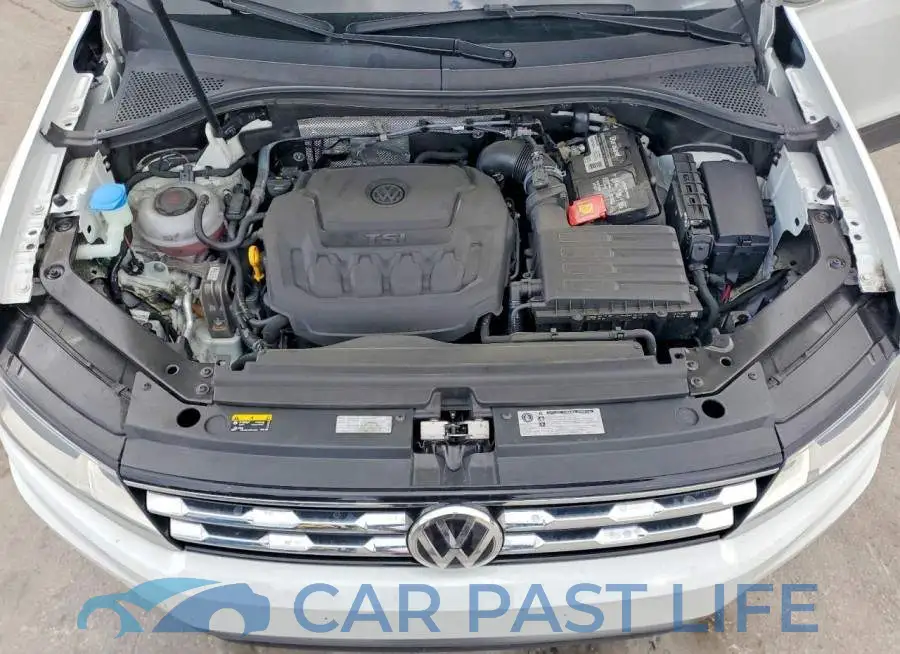3VV3B7AX9KM194850# 12