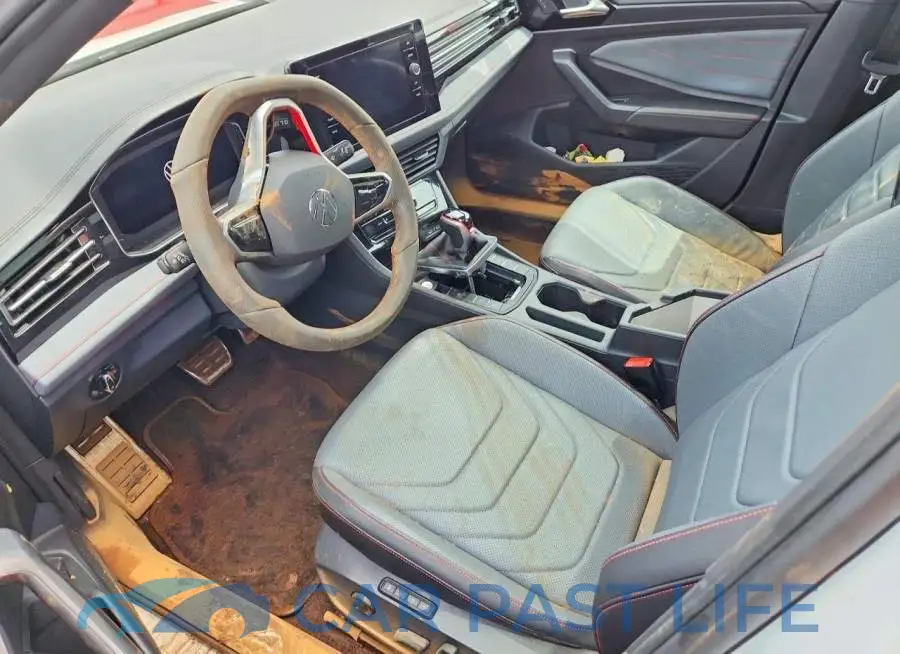 3VW2T7BU2SM076776# 7
