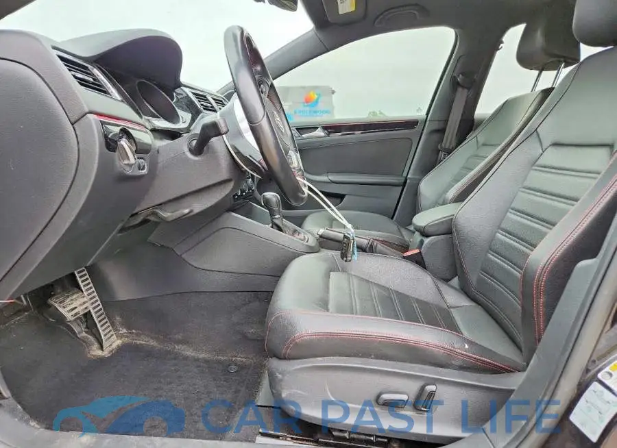 3VW4T7AJ0HM272370# 7