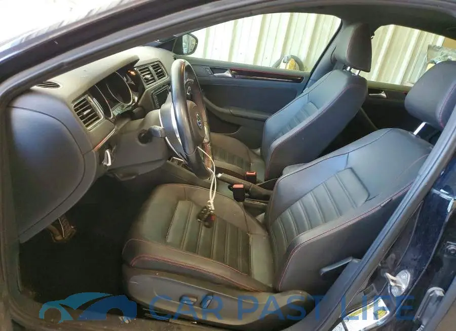 3VW4T7AJ9HM261142# 7