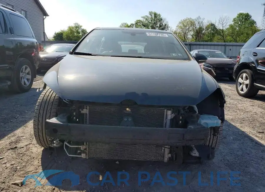 3VW547AU2HM003072# 5