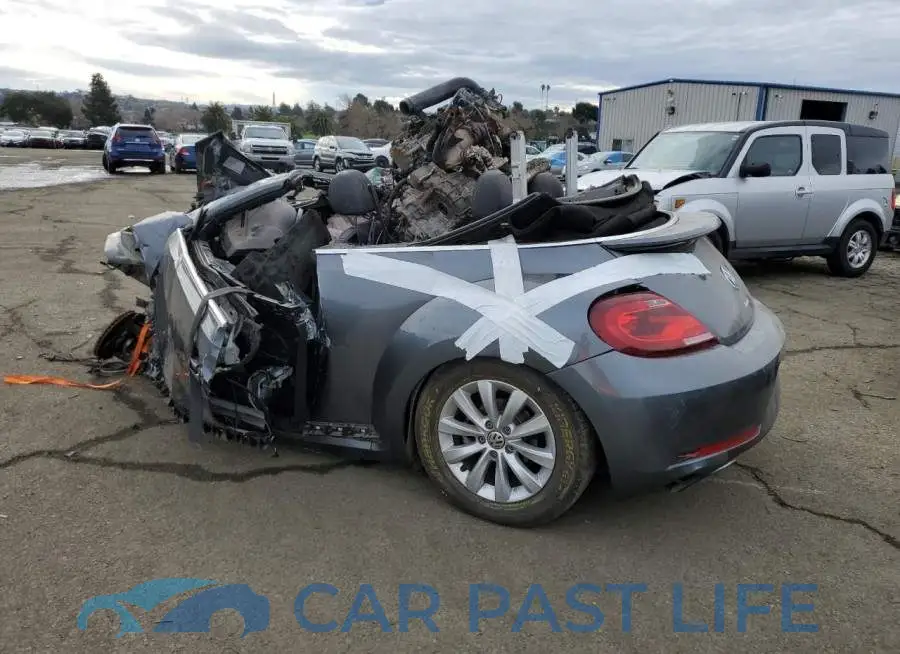 3VW5DAATXJM515575# 2