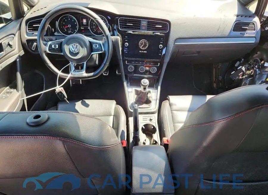 3VW5T7AUXLM003848# 8