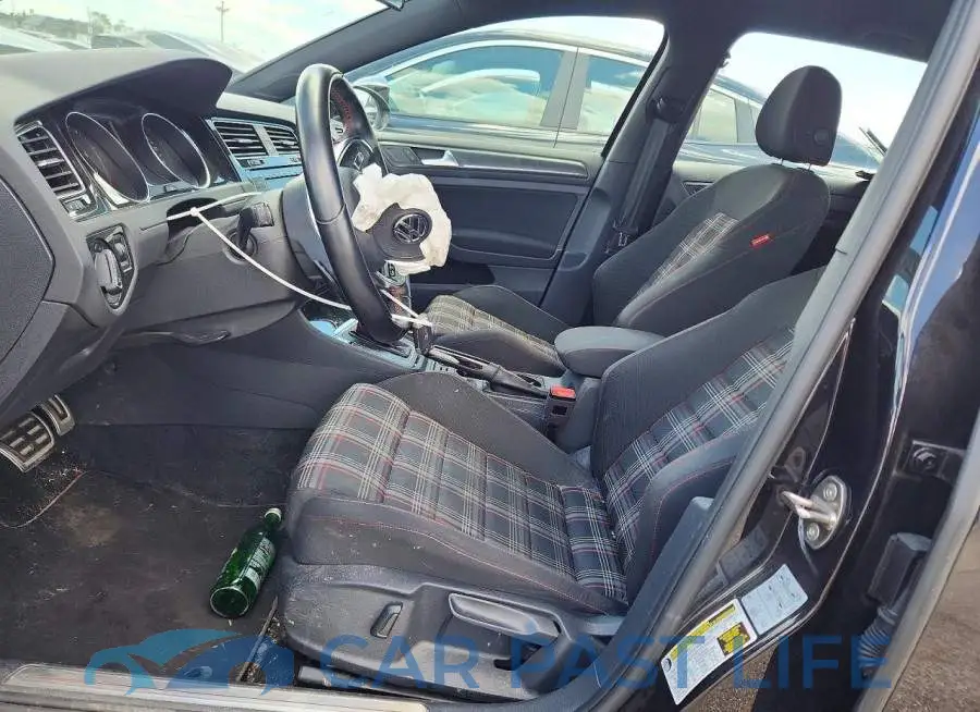 3VW6T7AU9KM004492# 7