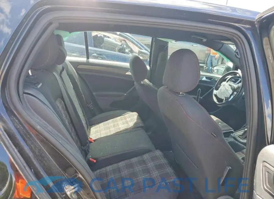 3VW6T7AU9KM004492# 10