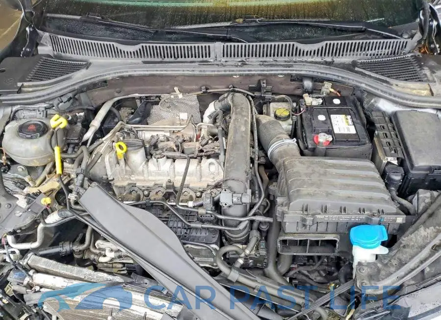 3VWCB7BU3KM196674# 11