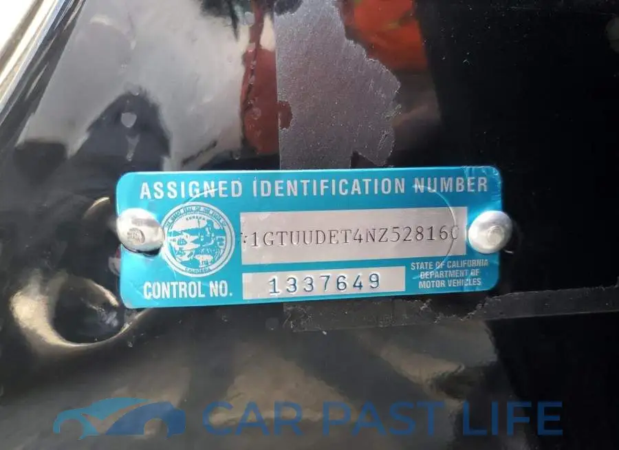 1GTUUDET4NZ528160# 12