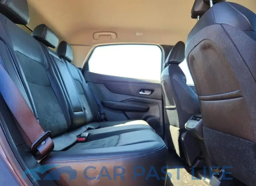 JN1CF0BB7RM735710# 11