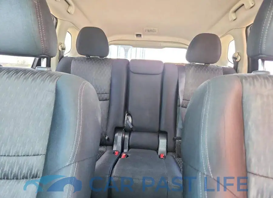 JN8AT2MV3HW266610# 10
