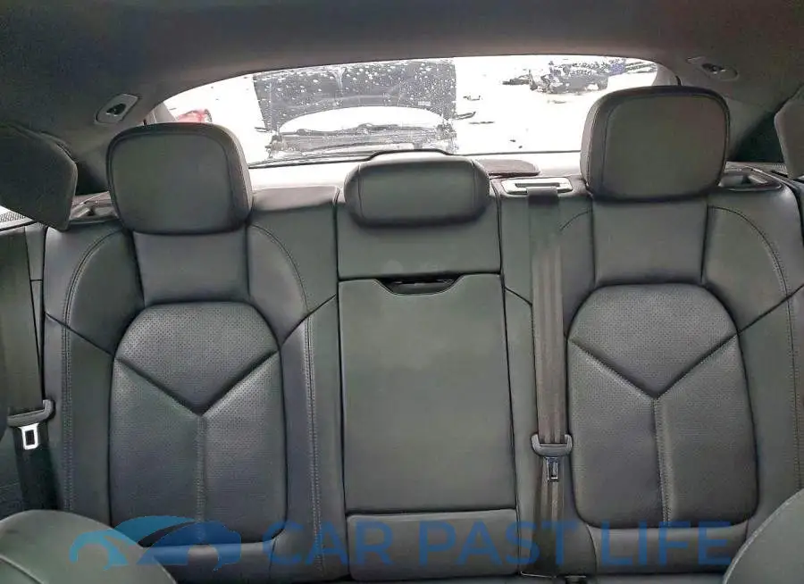 WP1AA2A5XLLB03709# 10