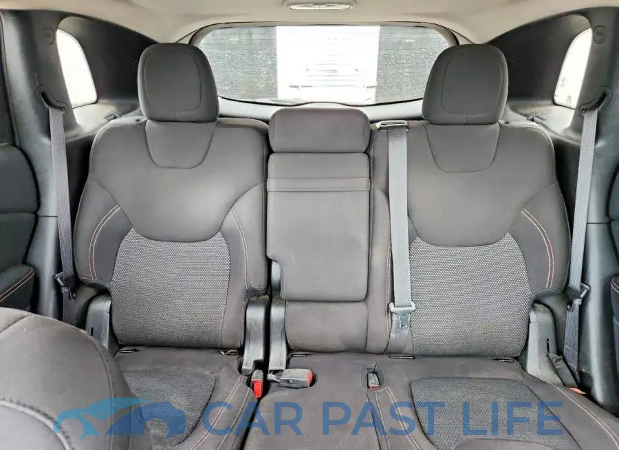 1C4PJLCS1HW574657# 10