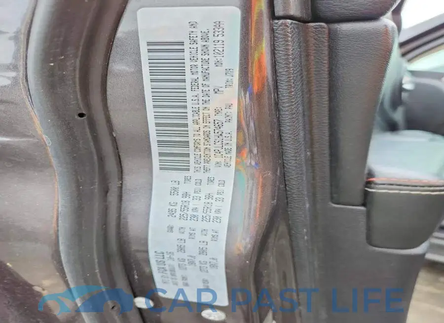 1C4PJLCS1HW574657# 13